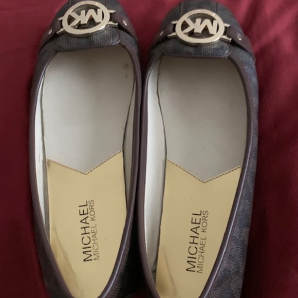 Shoes - Picture 2 of 2